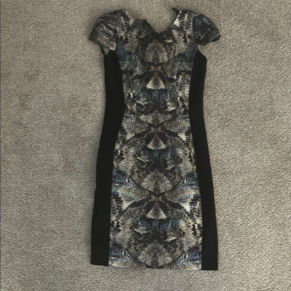 Black Halo Black and Gray Puff Sleeve Bodycon Mini